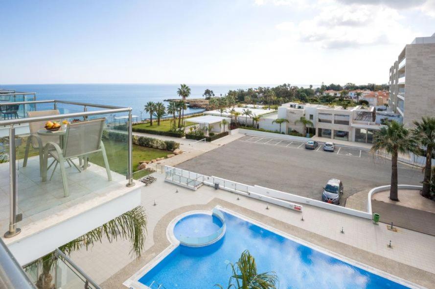 Laila - Coralli Beachfront Apartment 프로타라스 외부 사진